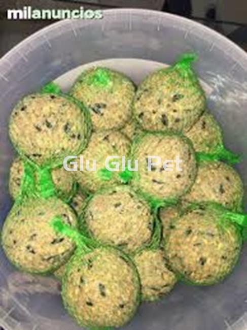 FAT BALLS FOR WILD BIRDS 90grs. - Image 1